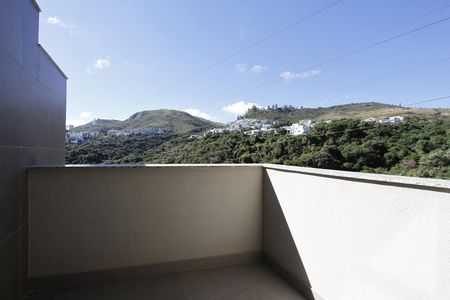Apartamento à venda com 78m², 2 quartos e 2 vagasVaranda da Sala