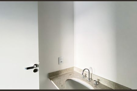 Apartamento para alugar com 72m², 2 quartos e 1 vaga Apartamento para alugar com 72m², 2 quartos e 1 vagaBanheiro