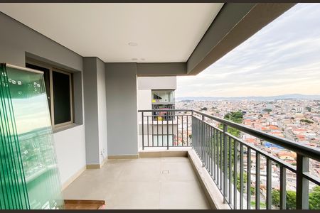 Apartamento para alugar com 72m², 2 quartos e 1 vaga Apartamento para alugar com 72m², 2 quartos e 1 vagaVaranda