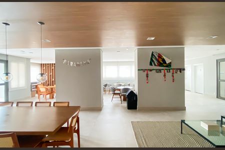 Apartamento para alugar com 72m², 2 quartos e 1 vaga Apartamento para alugar com 72m², 2 quartos e 1 vagaÁrea comum