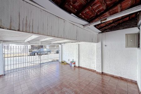 Casa à venda com 149m², 2 quartos e 2 vagas Casa à venda com 149m², 2 quartos e 2 vagasGaragem