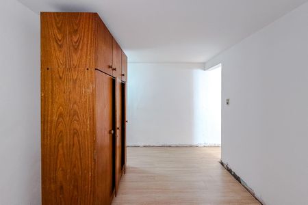 Casa à venda com 149m², 2 quartos e 2 vagas Casa à venda com 149m², 2 quartos e 2 vagasQuarto 2