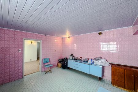 Casa à venda com 149m², 2 quartos e 2 vagas Casa à venda com 149m², 2 quartos e 2 vagasCozinha