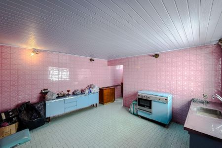 Casa à venda com 149m², 2 quartos e 2 vagas Casa à venda com 149m², 2 quartos e 2 vagasCozinha