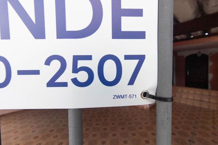 Casa à venda com 127m², 2 quartos e 2 vagasPlaca ZWMT-571