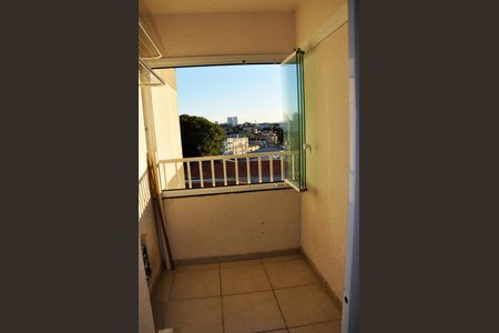 Apartamento à venda com 25m², 2 quartos e sem vagaDetalhe - Varanda e Área de Serviço da Sala e Cozinha