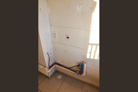 Apartamento à venda com 25m², 2 quartos e sem vagaDetalhe - Varanda e Área de Serviço da Sala e Cozinha