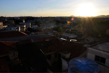 Apartamento à venda com 25m², 2 quartos e sem vagaDetalhe - Vista da Varanda e Área de Serviço da Sala e Cozinha