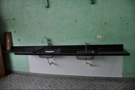 Casa à venda com 120m², 2 quartos e 1 vagaÁrea da Churrasqueira e Lavanderia 