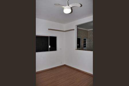 Casa à venda com 120m², 2 quartos e 1 vagaDetalhe - Sala