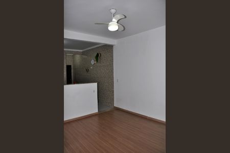 Casa à venda com 120m², 2 quartos e 1 vagaDetalhe - Sala