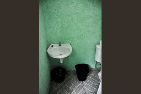 Casa à venda com 120m², 2 quartos e 1 vagaÁrea da Churrasqueira e Lavanderia - Lavabo
