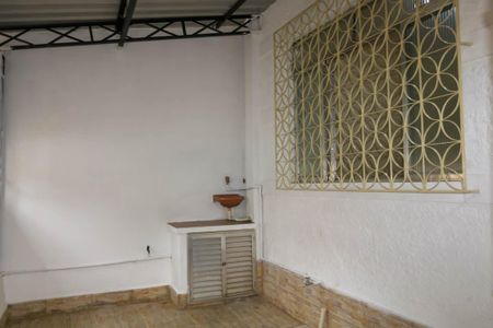 Casa para alugar com 140m², 3 quartos e sem vagaÁrea da Frente