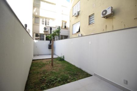 Apartamento à venda com 83m², 2 quartos e sem vagaQuintal