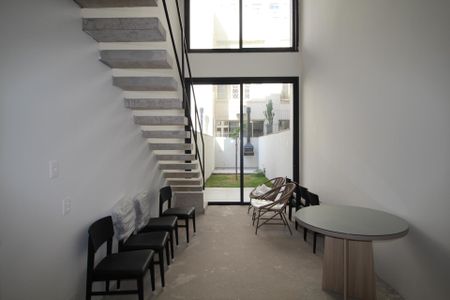 Apartamento à venda com 83m², 2 quartos e sem vagaSala