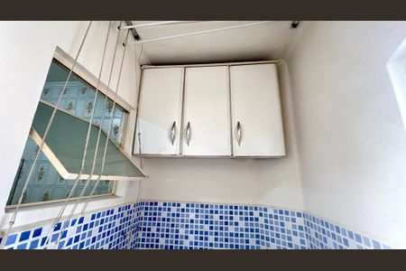 Apartamento à venda com 78m², 3 quartos e 1 vagaÁrea de Serviço