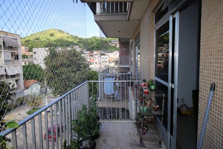 Apartamento para alugar com 96m², 3 quartos e 1 vagaVaranda