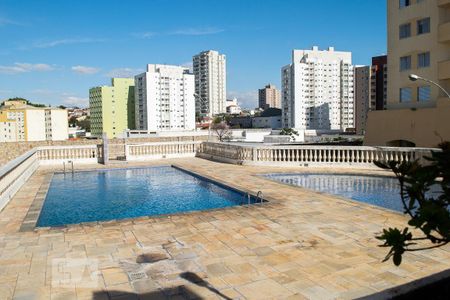 Apartamento para alugar com 70m², 2 quartos e 1 vagaÁrea comum - Piscina