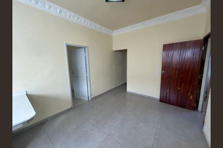 Sala de casa para alugar com 2 quartos, 45m² em Rocha Miranda, Rio de Janeiro