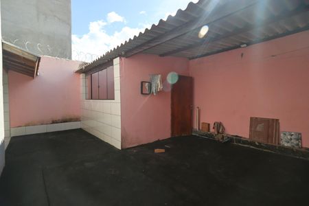 Casa para alugar com 65m², 2 quartos e 2 vagasÁrea de Serviço