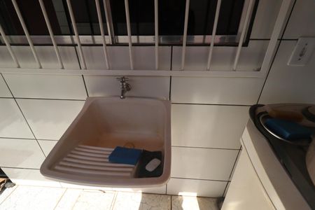 Casa para alugar com 65m², 2 quartos e 2 vagasÁrea de Serviço