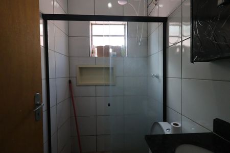 Casa para alugar com 65m², 2 quartos e 2 vagasBanheiro da Suíte