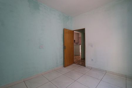 Casa para alugar com 65m², 2 quartos e 2 vagasQuarto 1