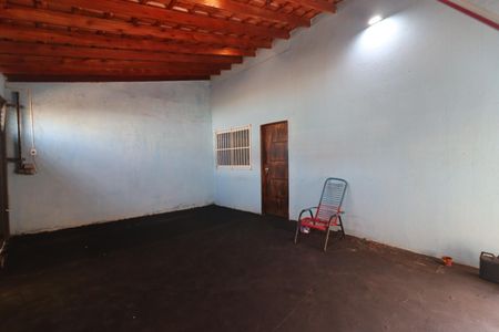Casa para alugar com 65m², 2 quartos e 2 vagasGaragem