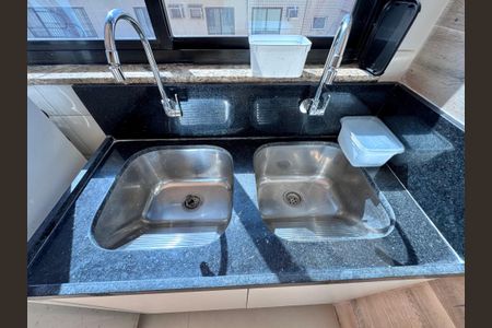 Apartamento para alugar com 240m², 3 quartos e 3 vagas Apartamento para alugar com 240m², 3 quartos e 3 vagasCozinha e Área de Serviço