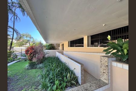 Apartamento para alugar com 240m², 3 quartos e 3 vagas Apartamento para alugar com 240m², 3 quartos e 3 vagasÁrea comum