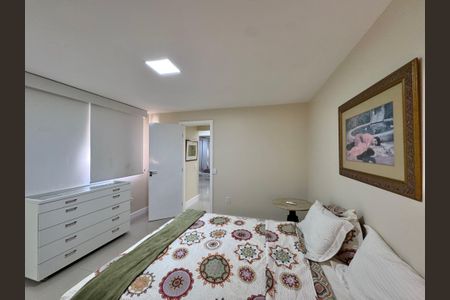 Apartamento para alugar com 240m², 3 quartos e 3 vagas Apartamento para alugar com 240m², 3 quartos e 3 vagasSuíte 1