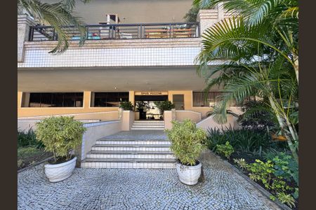Apartamento para alugar com 240m², 3 quartos e 3 vagas Apartamento para alugar com 240m², 3 quartos e 3 vagasÁrea comum