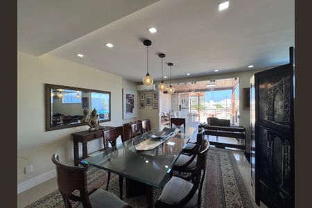 Sala de apartamento para alugar com 3 quartos, 240m² em Recreio dos Bandeirantes, Rio de Janeiro