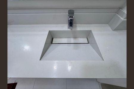 Apartamento para alugar com 240m², 3 quartos e 3 vagas Apartamento para alugar com 240m², 3 quartos e 3 vagasSuíte 1 - Banheiro