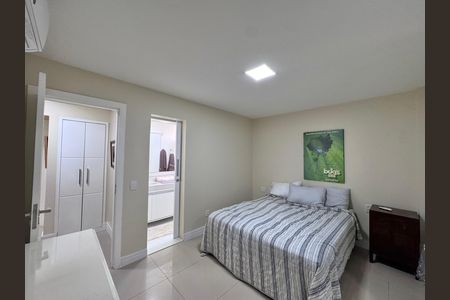 Apartamento para alugar com 240m², 3 quartos e 3 vagas Apartamento para alugar com 240m², 3 quartos e 3 vagasSuíte 3
