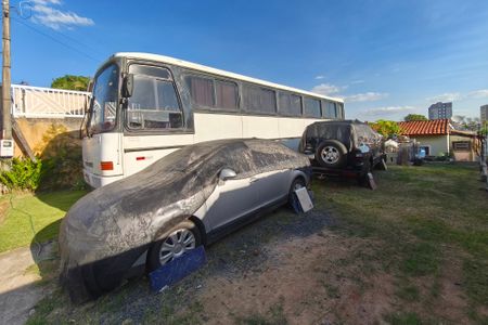 Casa à venda com 97m², 2 quartos e 5 vagasQuintal - Garagem