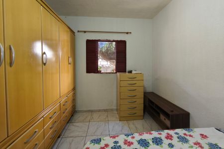 Casa à venda com 97m², 2 quartos e 5 vagasQuarto 1