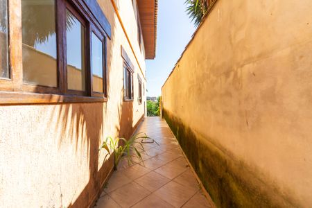 Casa para alugar com 280m², 5 quartos e 4 vagas Casa para alugar com 280m², 5 quartos e 4 vagasQuintal