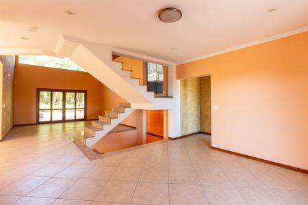 Sala  de casa para alugar com 5 quartos, 280m² em City Bussocaba, Osasco