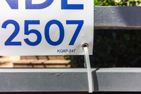 Casa para alugar com 280m², 5 quartos e 4 vagas Casa para alugar com 280m², 5 quartos e 4 vagasCode