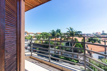 Casa para alugar com 280m², 5 quartos e 4 vagas Casa para alugar com 280m², 5 quartos e 4 vagasSacada