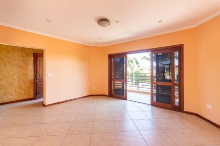 Casa para alugar com 280m², 5 quartos e 4 vagas Casa para alugar com 280m², 5 quartos e 4 vagasSala