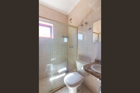 Casa para alugar com 280m², 5 quartos e 4 vagas Casa para alugar com 280m², 5 quartos e 4 vagasLavabo