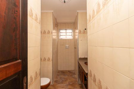 Casa à venda com 300m², 5 quartos e 2 vagasBanheiro Casa 1