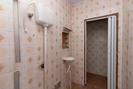 Casa à venda com 300m², 5 quartos e 2 vagasBanheiro Casa 3
