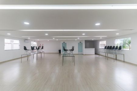 Apartamento para alugar com 45m², 2 quartos e 1 vagaÁrea comum - Salão de festas