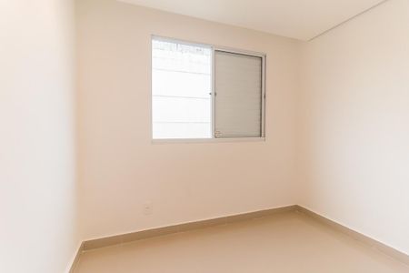 Apartamento para alugar com 45m², 2 quartos e 1 vagaQuarto 2