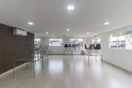 Apartamento para alugar com 45m², 2 quartos e 1 vagaÁrea comum - Salão de festas