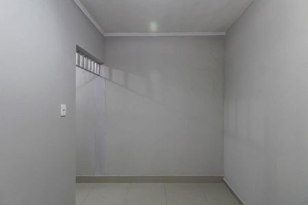 Casa para alugar com 55m², 2 quartos e sem vaga Casa para alugar com 55m², 2 quartos e sem vagaSala