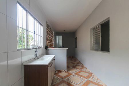 Casa para alugar com 55m², 2 quartos e sem vaga Casa para alugar com 55m², 2 quartos e sem vagaCozinha